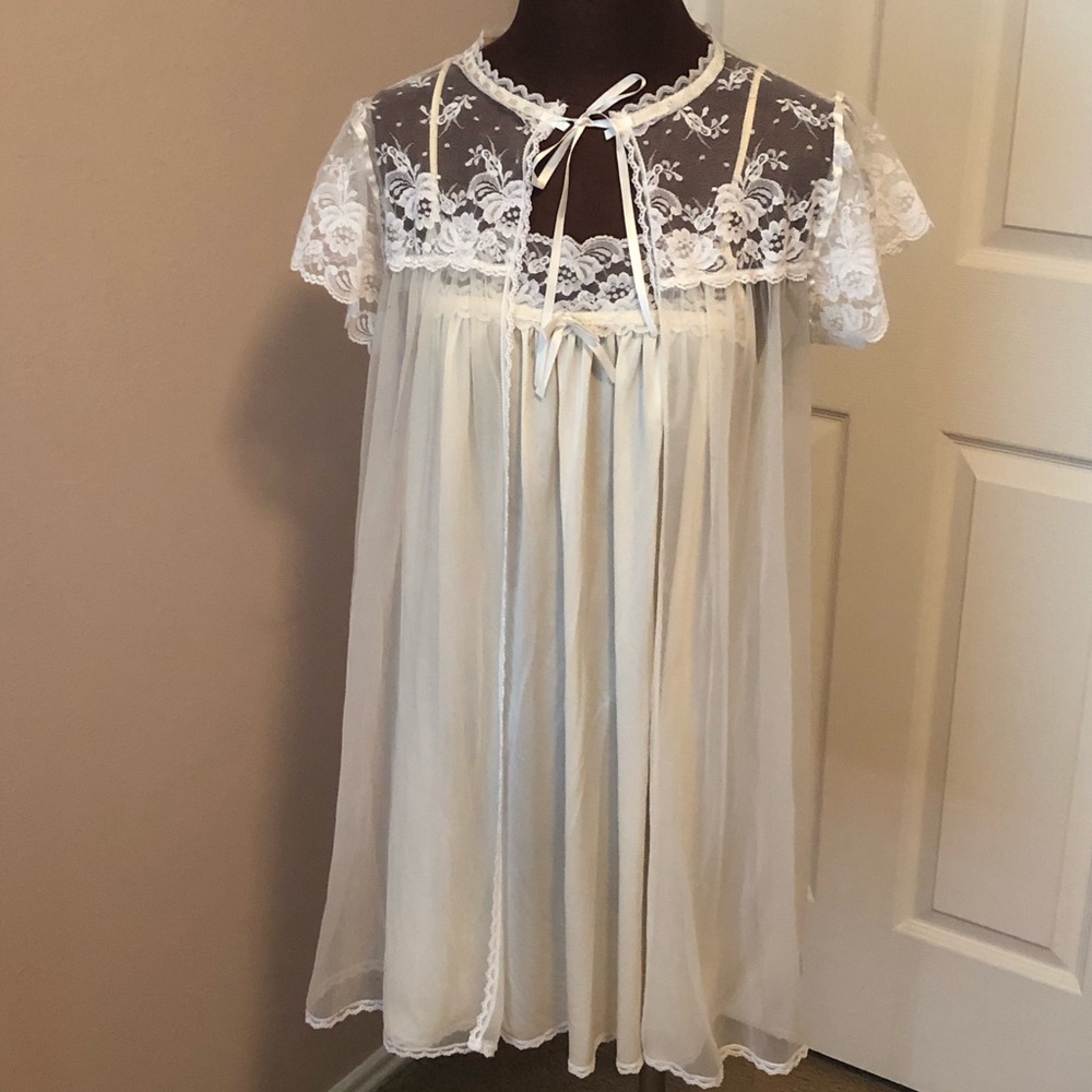 Vintage Miss Elaine Nightgown 2-Piece Set
